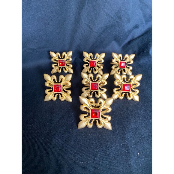 4 Gold Toned Elegant Napkin Rings - Picture 5 of 10